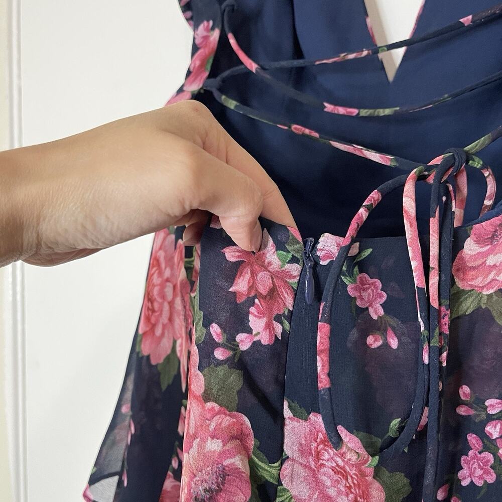Fame & Partners Wyatt Floral Tiered Chiffon lace up plunge maxi Dress US 12 - Picture 11 of 11